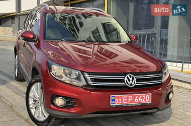 Внедорожник / Кроссовер Volkswagen Tiguan 2013 в 