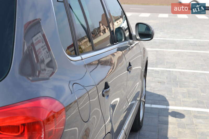 Внедорожник / Кроссовер Volkswagen Tiguan 2012 в Луцке