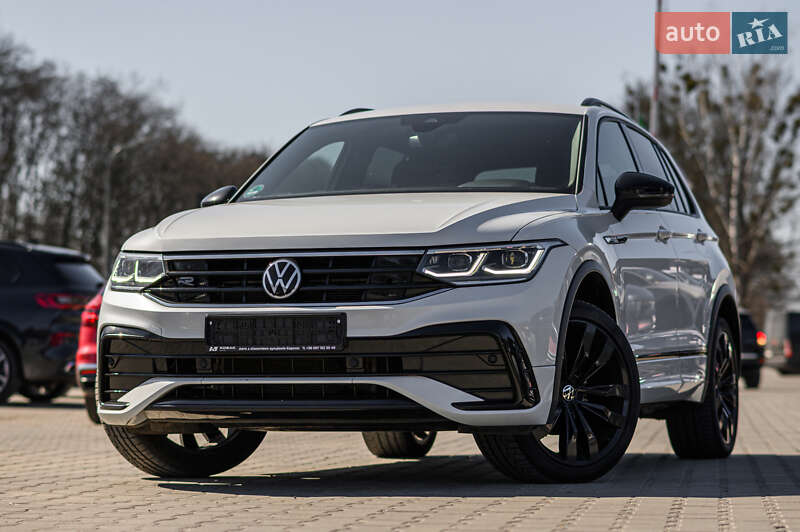 Внедорожник / Кроссовер Volkswagen Tiguan 2021 в Львове