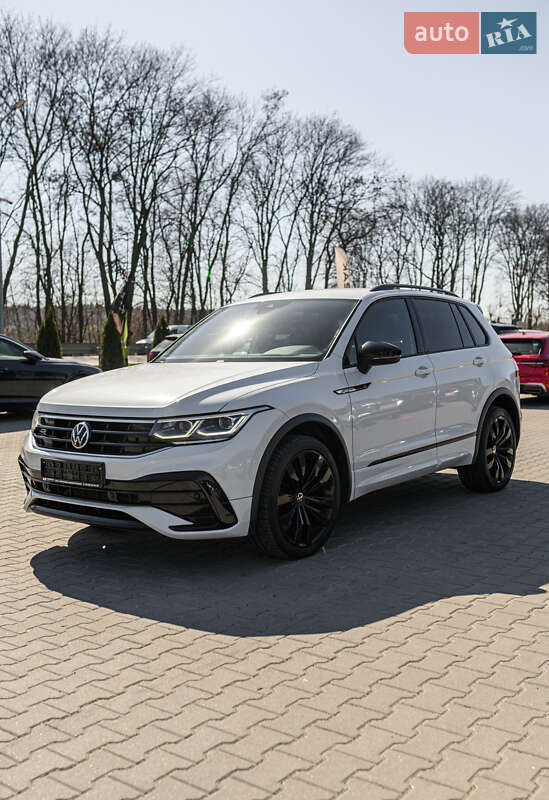 Внедорожник / Кроссовер Volkswagen Tiguan 2021 в Львове
