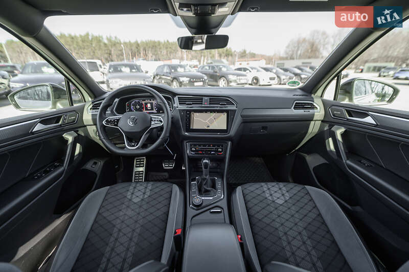 Внедорожник / Кроссовер Volkswagen Tiguan 2021 в Львове