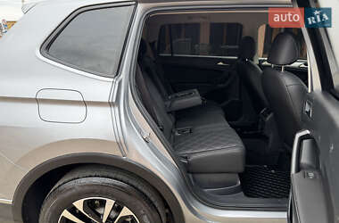 Внедорожник / Кроссовер Volkswagen Tiguan 2022 в 