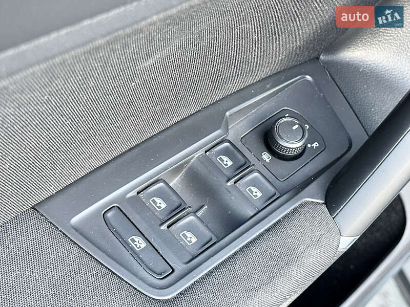 Внедорожник / Кроссовер Volkswagen Tiguan 2020 в Киеве