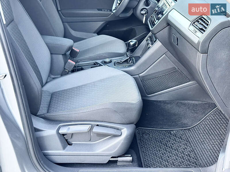 Внедорожник / Кроссовер Volkswagen Tiguan 2020 в Киеве