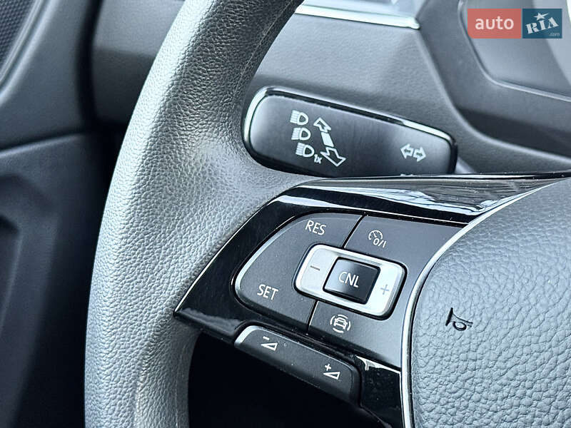 Внедорожник / Кроссовер Volkswagen Tiguan 2020 в Киеве