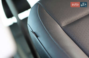 Внедорожник / Кроссовер Volkswagen Tiguan 2012 в 