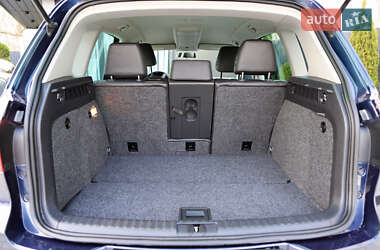 Внедорожник / Кроссовер Volkswagen Tiguan 2012 в 