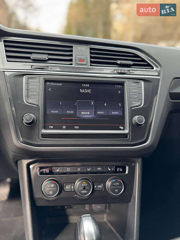 Позашляховик / Кросовер Volkswagen Tiguan 2016 в Звягелі