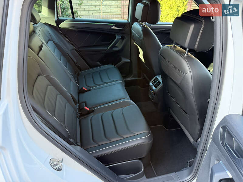 Внедорожник / Кроссовер Volkswagen Tiguan 2022 в Черновцах