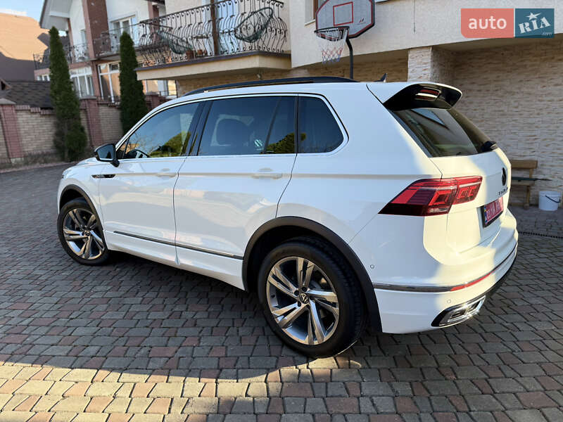 Внедорожник / Кроссовер Volkswagen Tiguan 2022 в Черновцах
