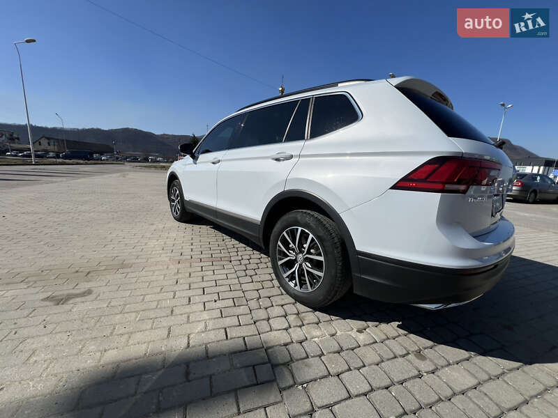 Внедорожник / Кроссовер Volkswagen Tiguan 2018 в Хусте фото 24 Внедорожник / Кроссовер Volkswagen Tiguan 2018 в Хусте