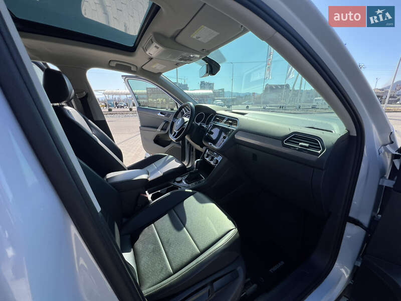 Внедорожник / Кроссовер Volkswagen Tiguan 2018 в Хусте фото 33 Внедорожник / Кроссовер Volkswagen Tiguan 2018 в Хусте