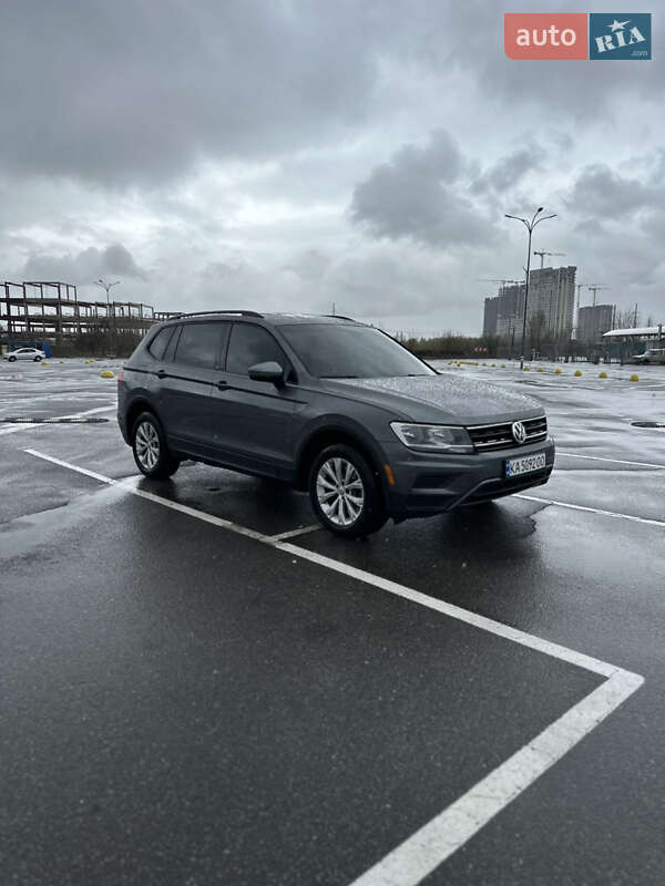 Внедорожник / Кроссовер Volkswagen Tiguan 2017 в Киеве фото Внедорожник / Кроссовер Volkswagen Tiguan 2017 в Киеве