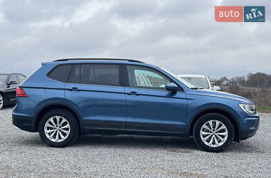 Внедорожник / Кроссовер Volkswagen Tiguan 2018 в 