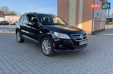 Внедорожник / Кроссовер Volkswagen Tiguan 2008 в 