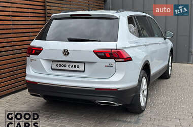 Внедорожник / Кроссовер Volkswagen Tiguan 2018 в 