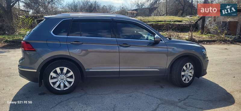 Внедорожник / Кроссовер Volkswagen Tiguan 2017 в Фастове