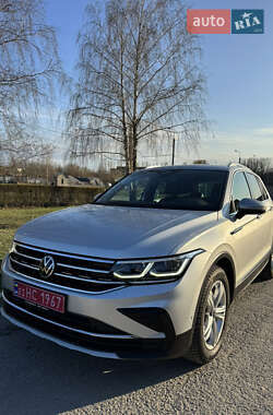 Внедорожник / Кроссовер Volkswagen Tiguan 2020 в Тернополе