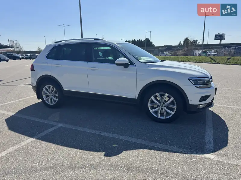 Volkswagen Tiguan 2020 VIN WVGZZZ5NZLW364066 фото оголошення 17 з 48