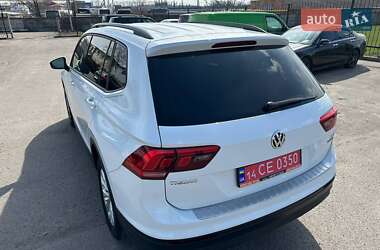 Позашляховик / Кросовер Volkswagen Tiguan 2017 в 