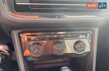 Позашляховик / Кросовер Volkswagen Tiguan 2018 в 