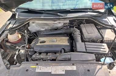 Внедорожник / Кроссовер Volkswagen Tiguan 2013 в 