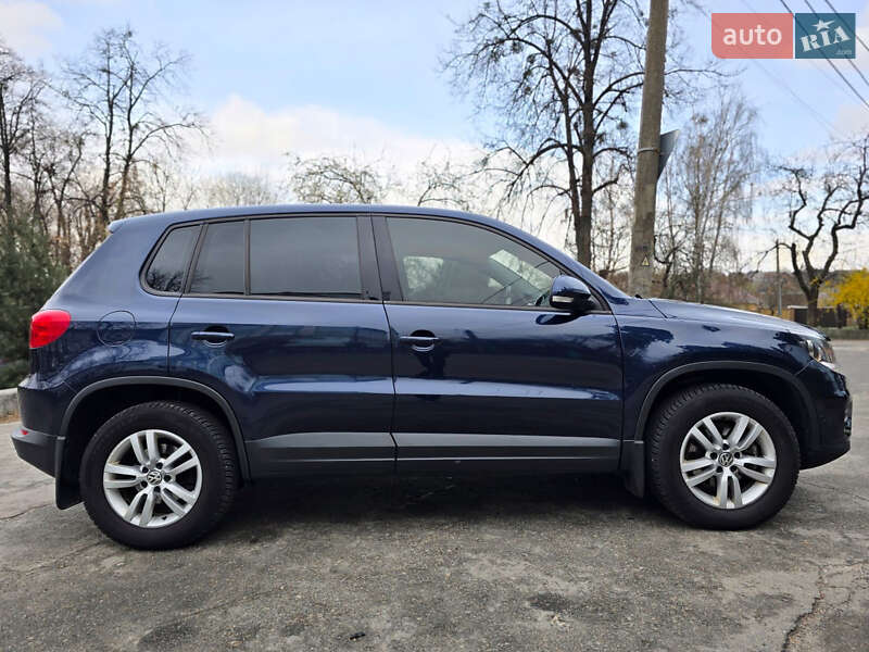 Позашляховик / Кросовер Volkswagen Tiguan 2013 в Києві