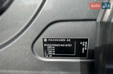 Внедорожник / Кроссовер Volkswagen Tiguan 2011 в 