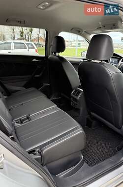 Позашляховик / Кросовер Volkswagen Tiguan 2022 в 