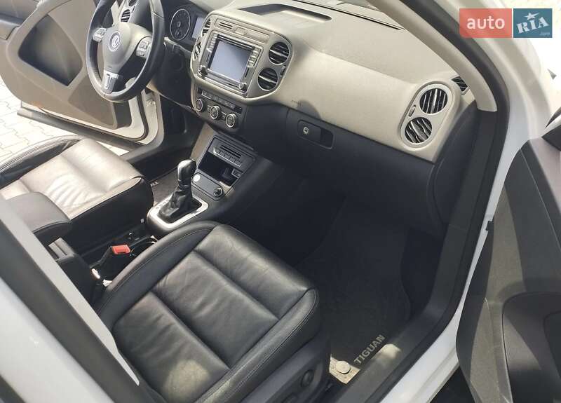Внедорожник / Кроссовер Volkswagen Tiguan 2016 в Львове фото 6 Внедорожник / Кроссовер Volkswagen Tiguan 2016 в Львове