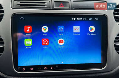 Внедорожник / Кроссовер Volkswagen Tiguan 2011 в 