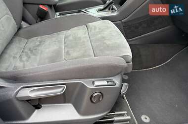 Внедорожник / Кроссовер Volkswagen Tiguan 2020 в 