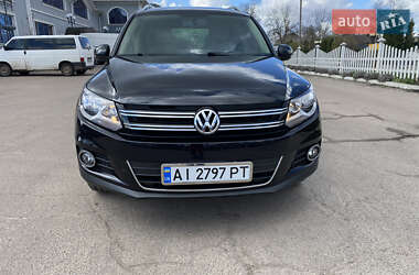 Позашляховик / Кросовер Volkswagen Tiguan 2013 в 