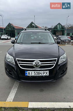 Volkswagen Tiguan 2010 Volkswagen Tiguan 2010