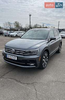 Внедорожник / Кроссовер Volkswagen Tiguan 2020 в 