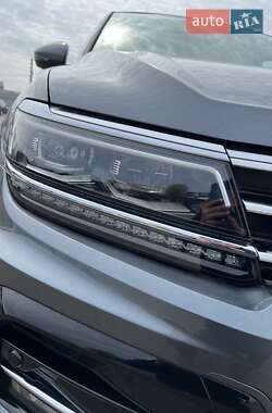 Внедорожник / Кроссовер Volkswagen Tiguan 2020 в 