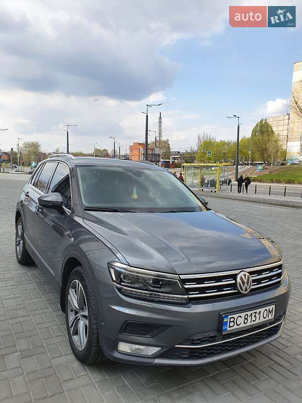 Внедорожник / Кроссовер Volkswagen Tiguan 2017 в Трускавце
