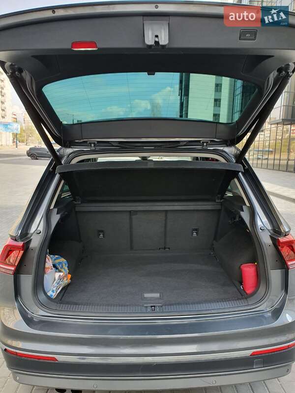 Внедорожник / Кроссовер Volkswagen Tiguan 2017 в Трускавце