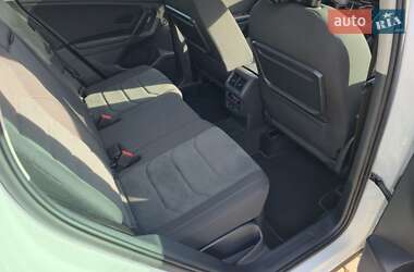 Внедорожник / Кроссовер Volkswagen Tiguan 2018 в 