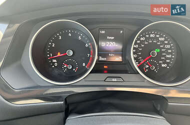 Внедорожник / Кроссовер Volkswagen Tiguan 2019 в 