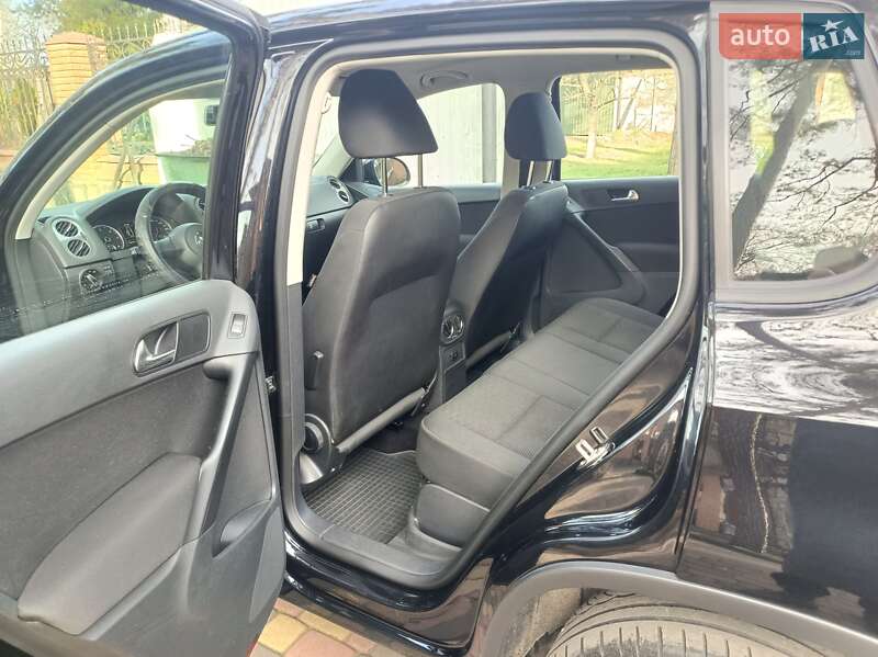 Внедорожник / Кроссовер Volkswagen Tiguan 2013 в Черкассах фото 5 Внедорожник / Кроссовер Volkswagen Tiguan 2013 в Черкассах