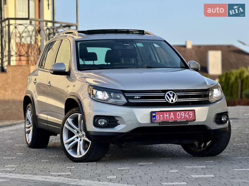 Позашляховик / Кросовер Volkswagen Tiguan 2012 в 
