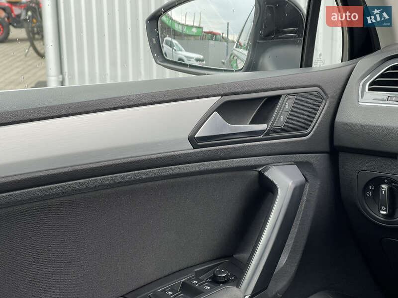 Позашляховик / Кросовер Volkswagen Tiguan 2018 в Мукачевому