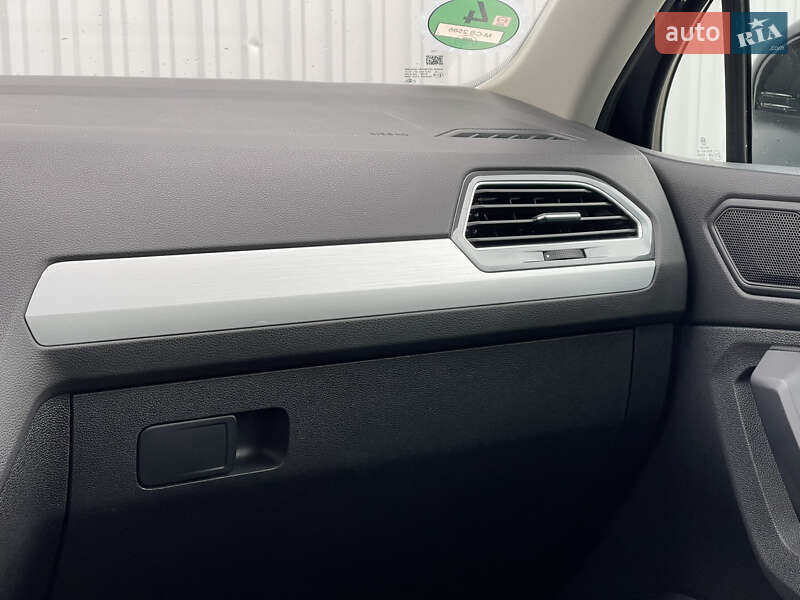 Позашляховик / Кросовер Volkswagen Tiguan 2018 в Мукачевому