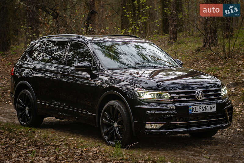 Позашляховик / Кросовер Volkswagen Tiguan 2020 в Дніпрі фото 2 Позашляховик / Кросовер Volkswagen Tiguan 2020 в Дніпрі