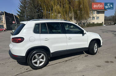 Внедорожник / Кроссовер Volkswagen Tiguan 2014 в 