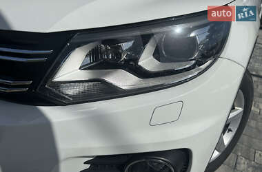 Внедорожник / Кроссовер Volkswagen Tiguan 2014 в 