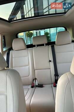 Внедорожник / Кроссовер Volkswagen Tiguan 2012 в 