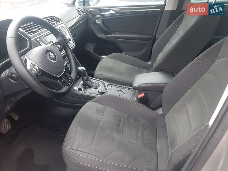 Внедорожник / Кроссовер Volkswagen Tiguan 2017 в Виннице фото 14 Внедорожник / Кроссовер Volkswagen Tiguan 2017 в Виннице