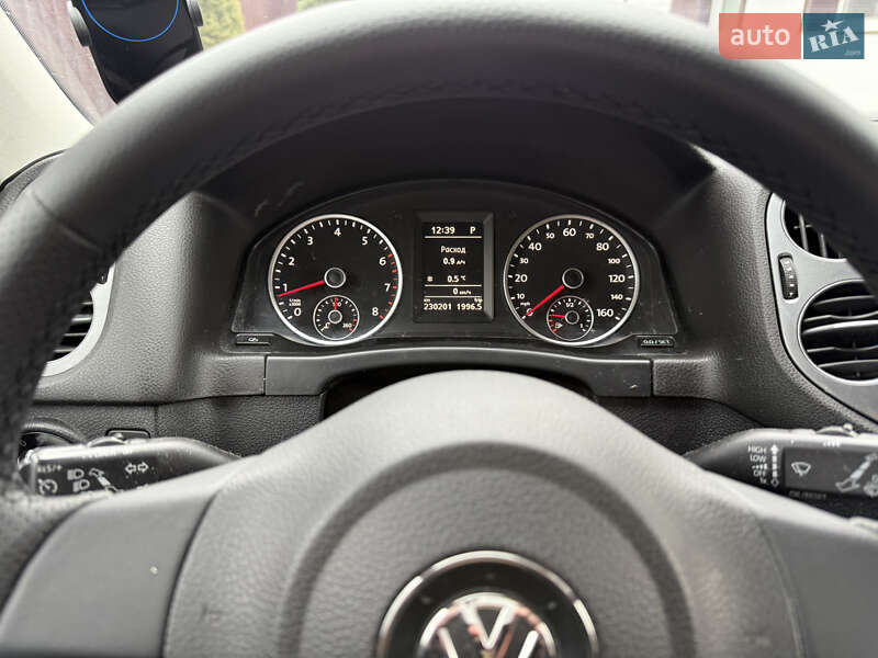 Внедорожник / Кроссовер Volkswagen Tiguan 2012 в Луцке